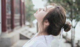 娱乐吃瓜酱背影图片女,揭秘娱乐吃瓜酱背后的神秘女生