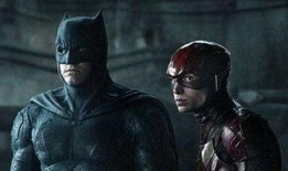 俄媒爆料蝙蝠侠视频,蝙蝠侠神秘视频首度曝光，暗藏惊天秘密