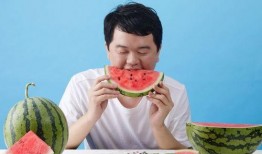 侍寝吃瓜人全文免费阅读,宫廷秘闻里的爱恨情仇