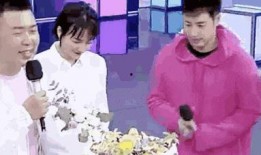 网红结婚吃瓜视频播放,吃瓜群众围观，视频播放量爆表！